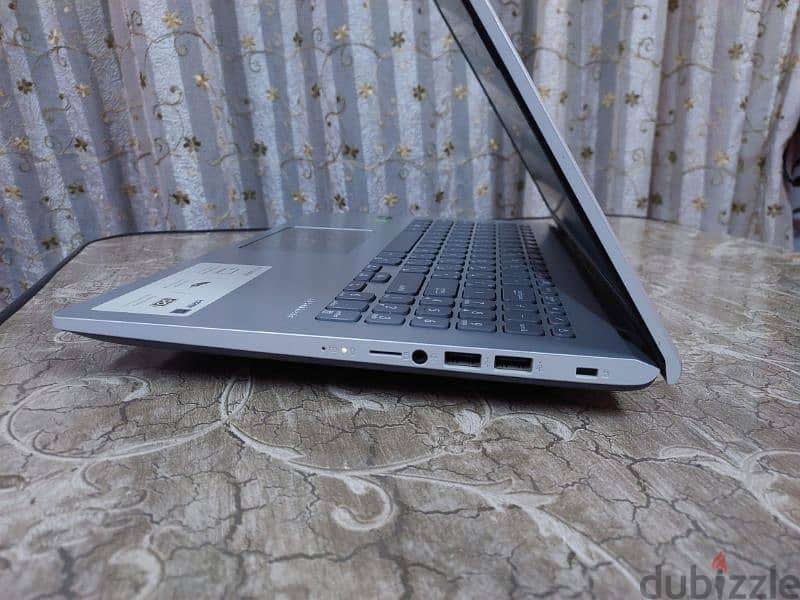 Laptop ASUS D509d 3