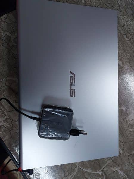 Laptop ASUS D509d 6