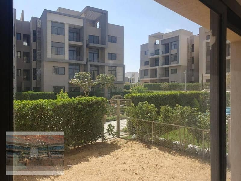 Ground floor apartment with  garden in Al Marasem 0