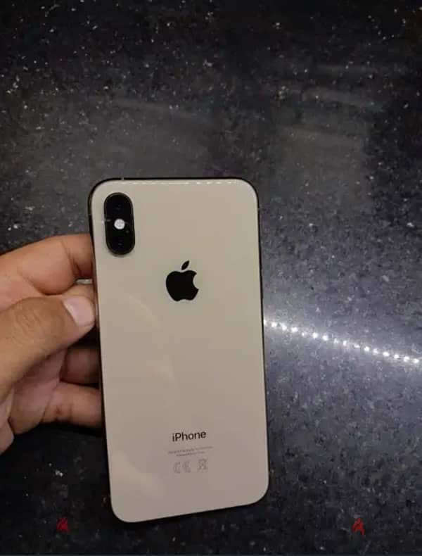 IPhone  Xs 0