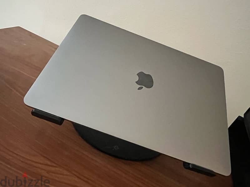 Apple MacBook Air 2018 - like new 5