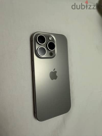 iPhone 15 pro - 256 GB