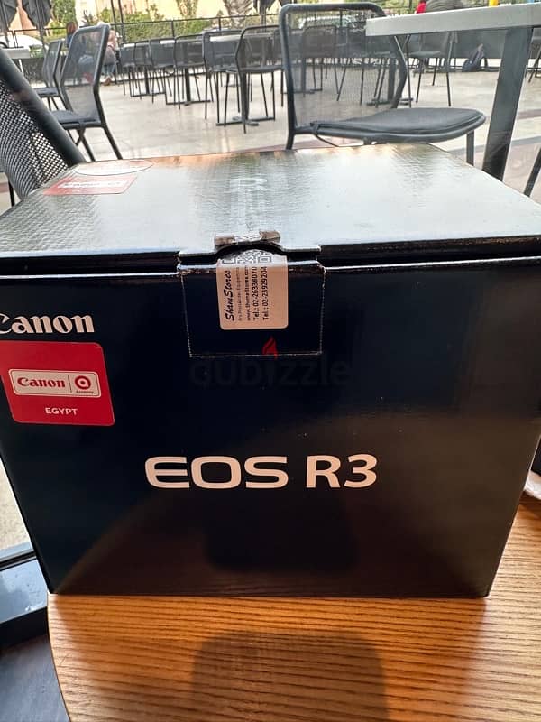 Canon EOS R3 Mirrorless Camera (perfect condition ) 7K count 8