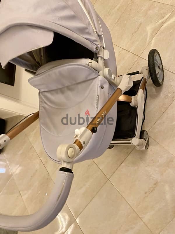 Hotmom Stroller in Perfect Condition - استرولر هوت موم 1