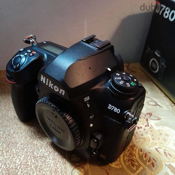 كاميرا Nikon D780 شاتر 8صور فقط 3