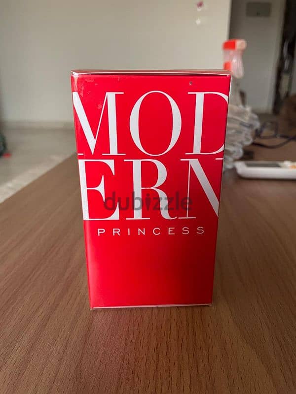 perfume Modern Princess 4