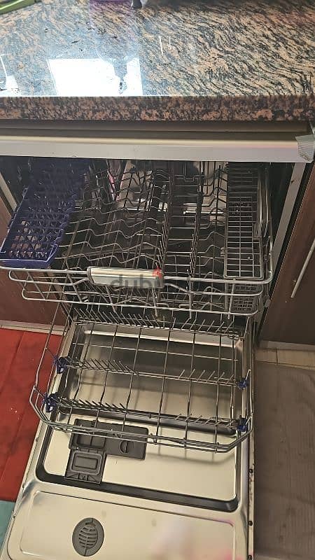 LG dishwasher for sale 4