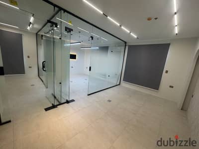 مكتب للايجار في مول ديونز قلب الشيخ زايد office for rent in dunes mall in the heart of el sheikh zayed