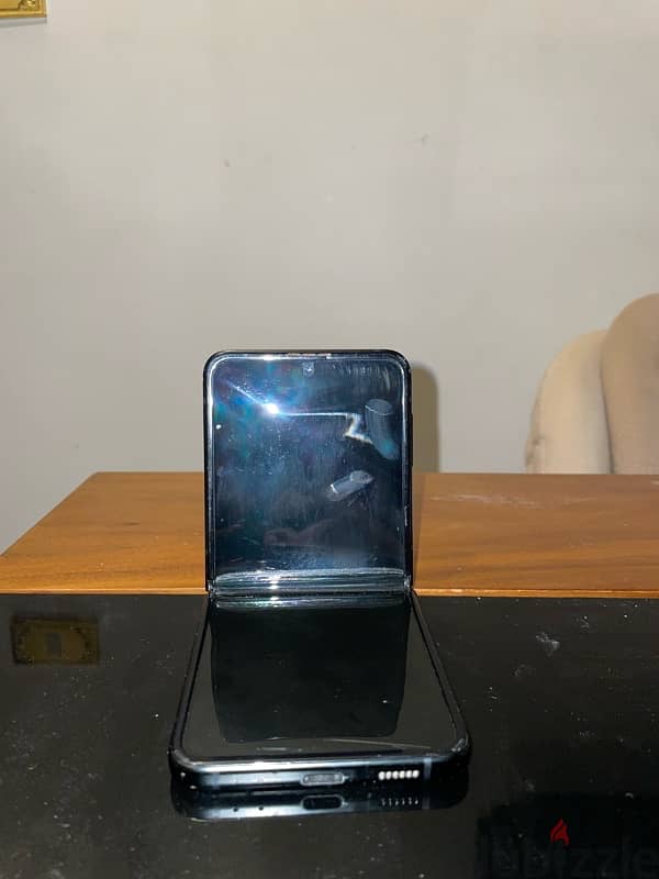 Samsung galaxy z flip 3 7