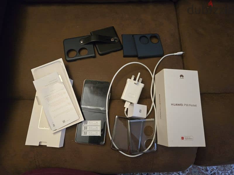 Huawei P50 pocket 6