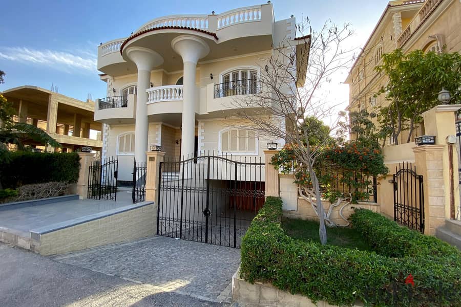 Villa for sale in Elyasmeen Compound - Elsheikh Zayed City 0