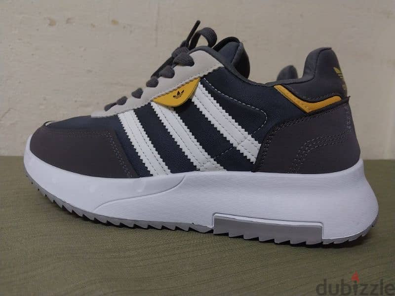 كوتشى adidas 2