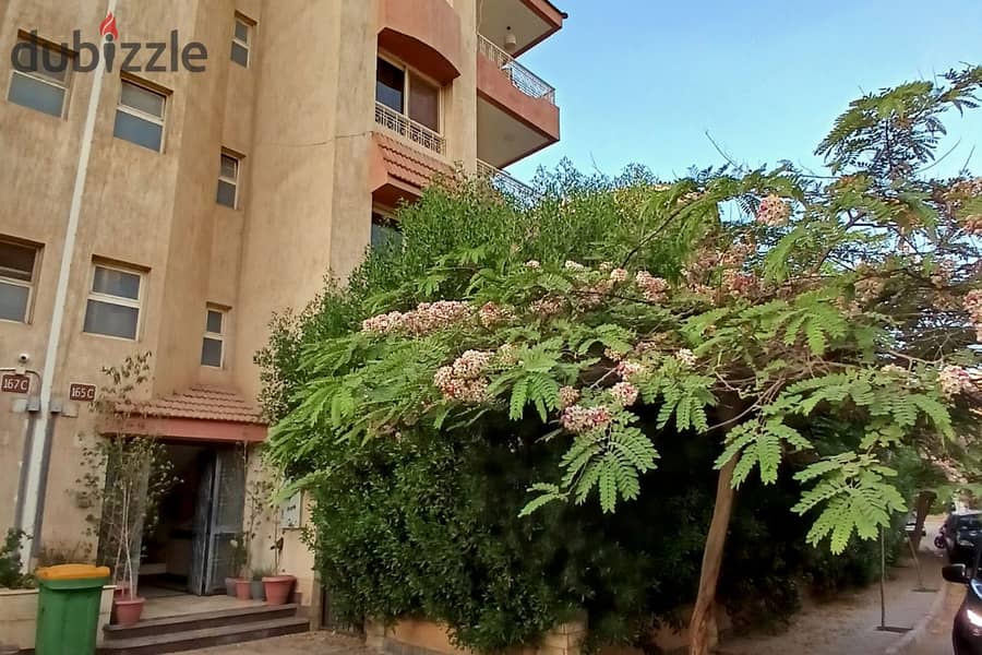 Apartment for sale in 6th District - Elsheikh Zayed City 0