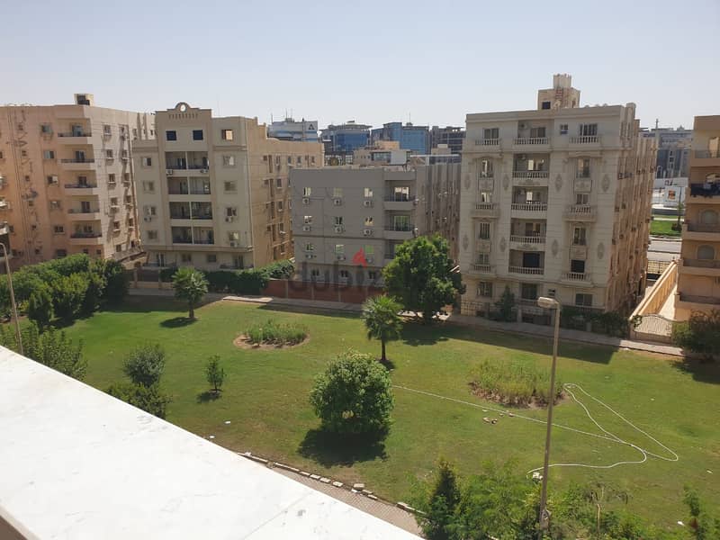 شقة للايجار في البنفسج عمارات  Apartment for rent in Banafseg building 0