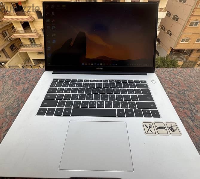 Huawei matebook D15 0