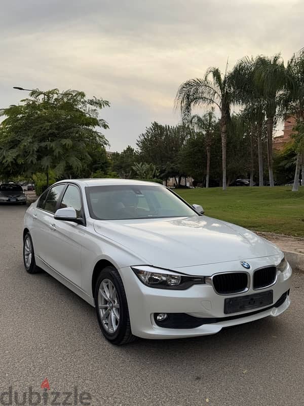 BMW 316i f30 وارد الكويت بحالة الزيرو 0