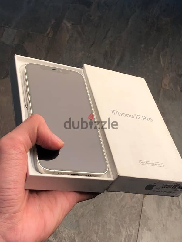 للبيع بسعر مميز iPhone 12 Pro 256 GB ضمان ابل ساري لشهر 11/2025 4