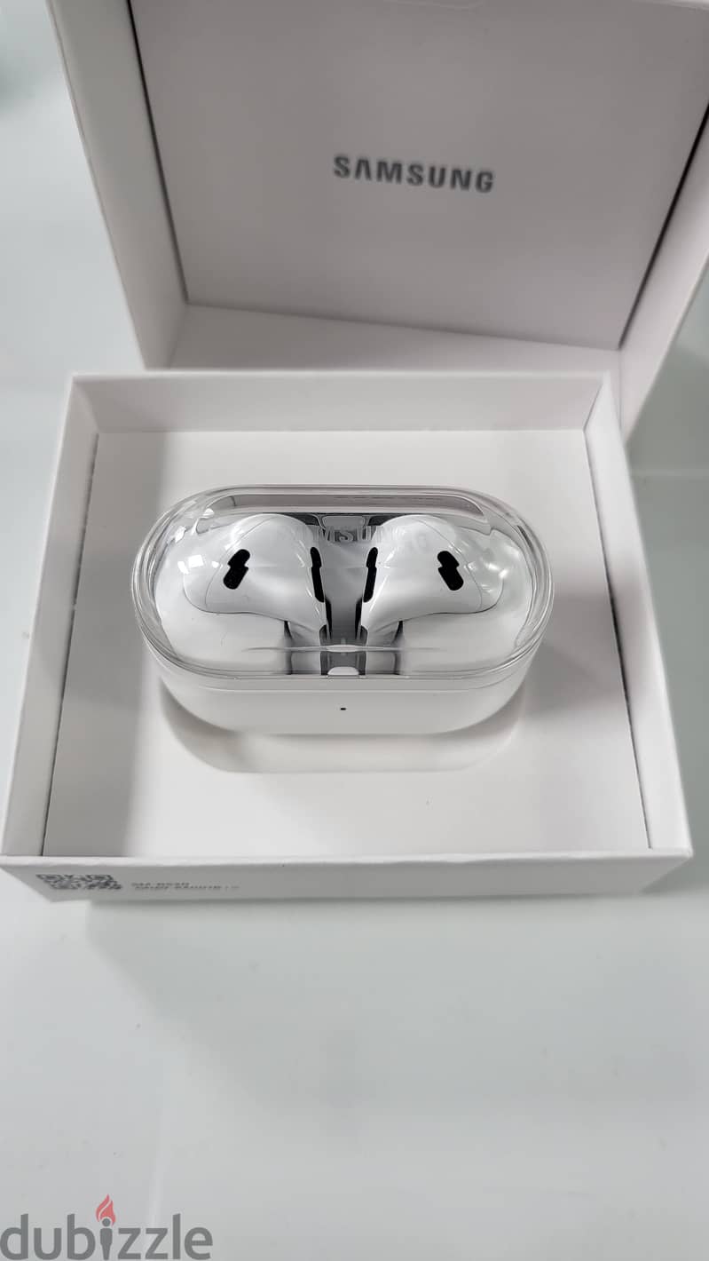 Samsung Galaxy Buds3 - white 2