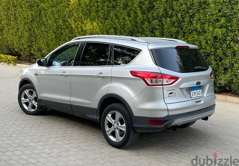 Ford Kuga 2015 0