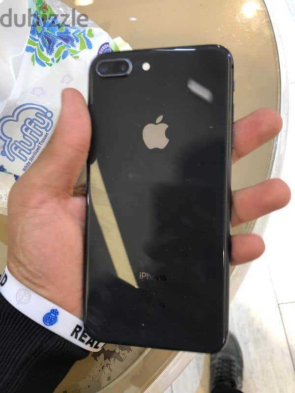 Iphone 8plus 128g بحالة ممتازة 0