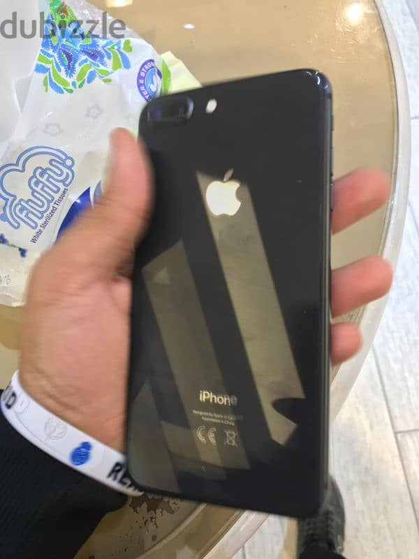 Iphone 8plus 128g بحالة ممتازة 1