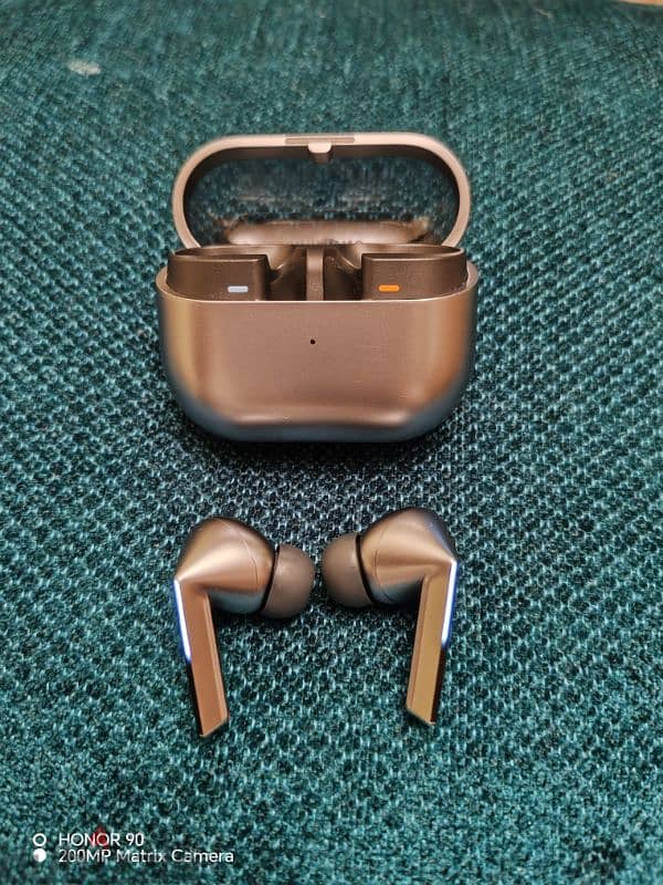 Samsung Galaxy Buds3 Pro ( Silver) 1