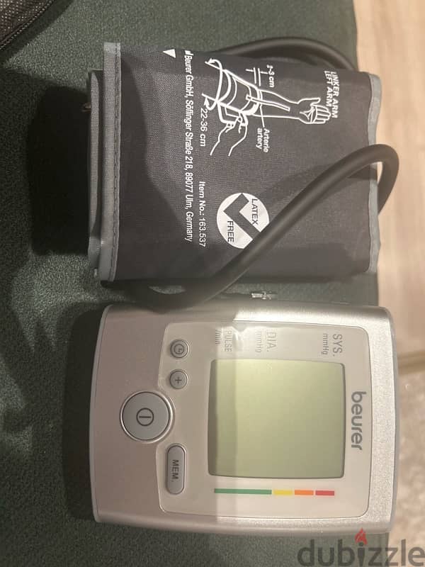 Beurer BM35 blood pressure monitor // جهاز قياس ضغط الدم بيورير 2