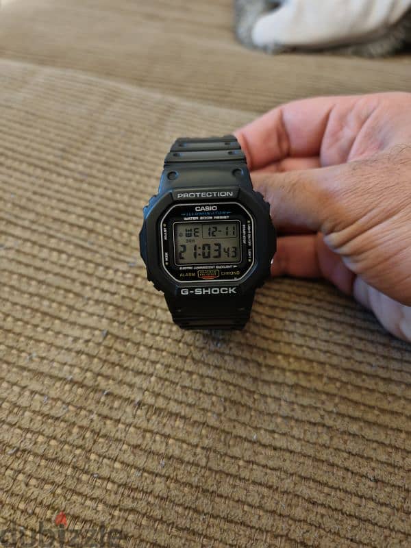 g shock dw-5600e 0