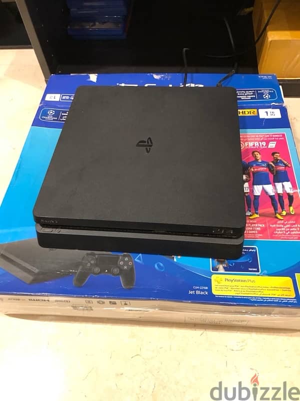 PS4 - 1 TB Slim كامله المرفقات 1