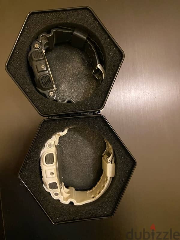 2 used CASIO Gshock GA 100 0