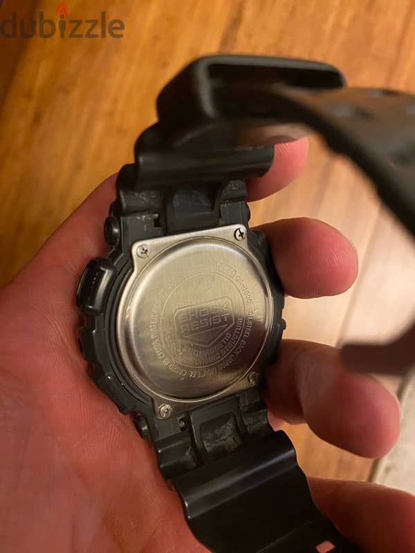 2 used CASIO Gshock GA 100 6