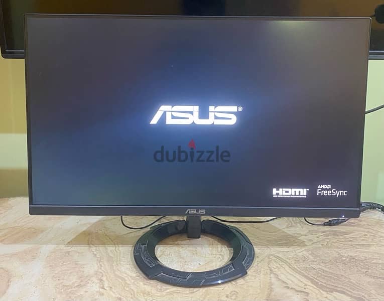 شاشة جيمينج Asus. بحالة ممتازة، استعمال خفيف أقل من شهرين. 2