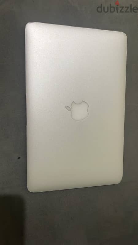 MacBook air 11” 2015 0