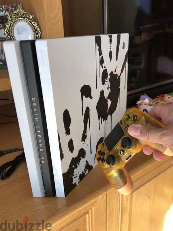 PlayStation 4 pro limited edition 1