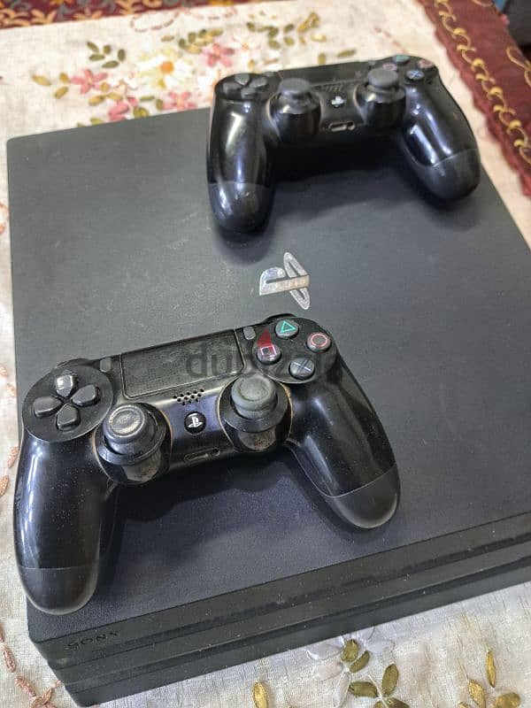 PlayStation 4 Console Pro 1TB - بلايستيشن 4 برو 1