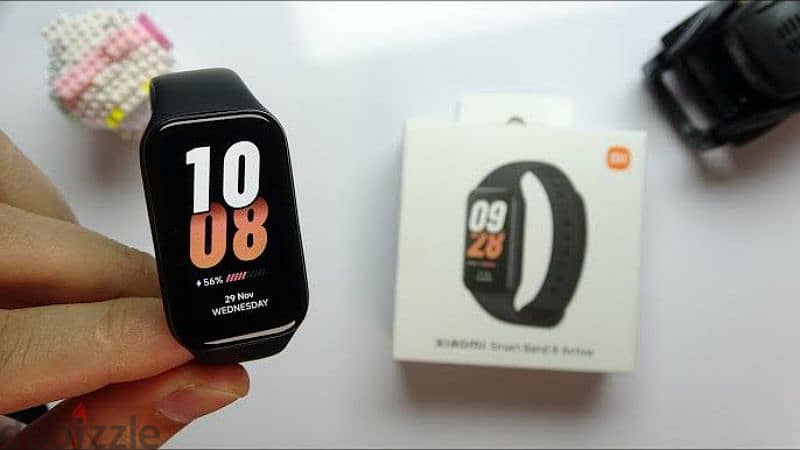 xiaomi band 8 active جديد  بضمان الوكيل سنه متبرشمة 0