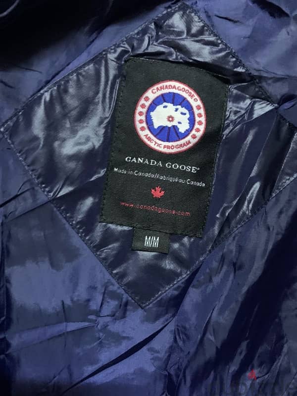 Canada Goose Lodge Jacket size Large 10