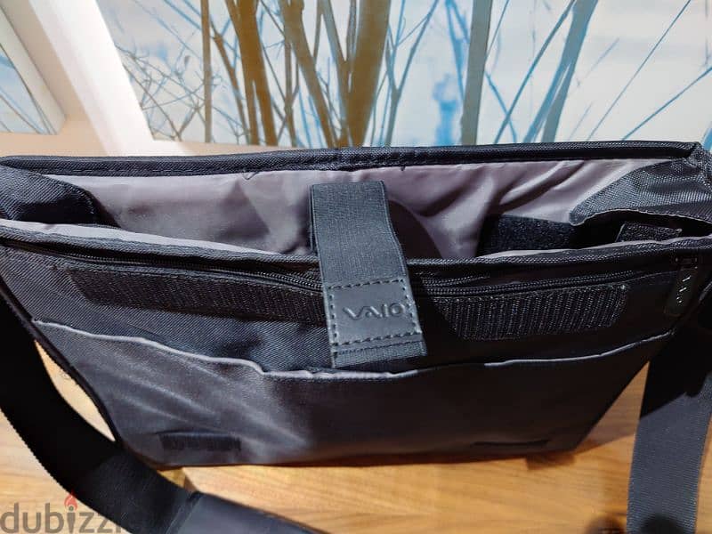 Targus laptop bag (Vaio limited edition) 3