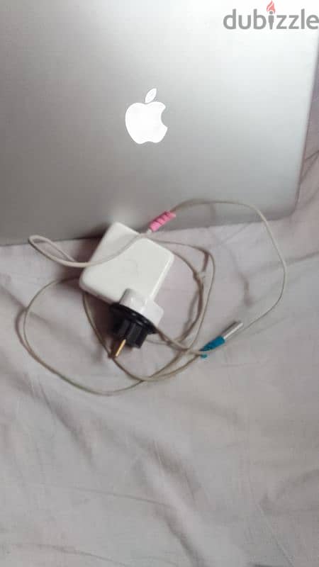 فرصة macbook 1