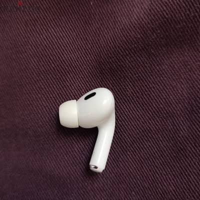 Airpods pro 2 right side usb -c ( سماعة يمين  ايربودز برو ٢  )