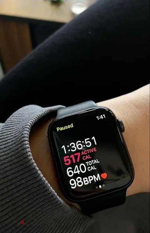 apple watch se 44MM GPS 0