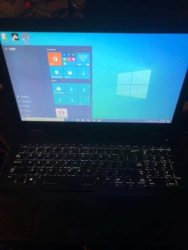 Dell 3510 بحالة ممتازة كالجديد 6