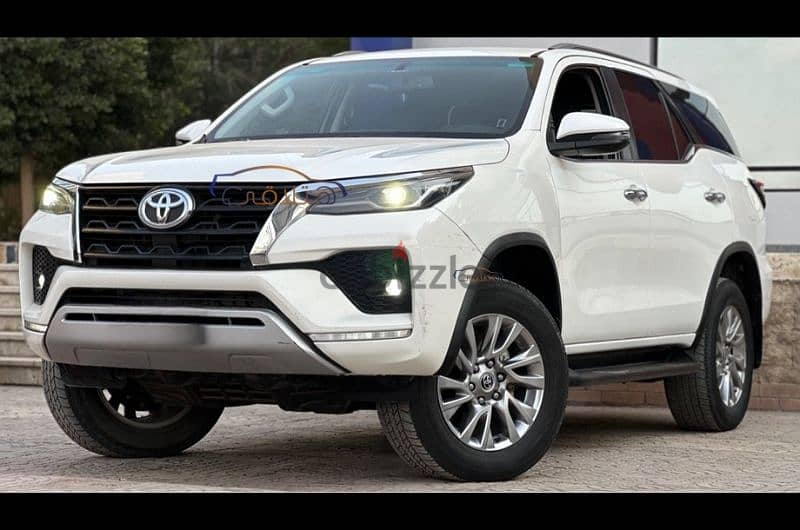 Toyota Fortuner 2023 0