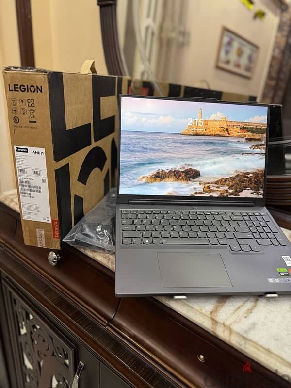 Lenovo legion pro 5 Slim    4060 7