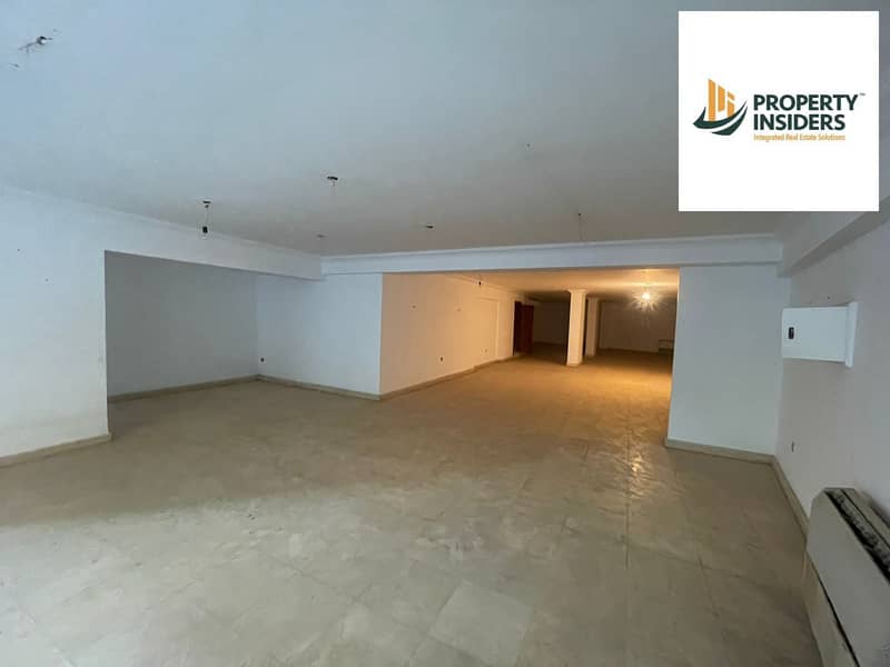 220m commercial shop for rent in Mohandessin, Al Hussein Street 0