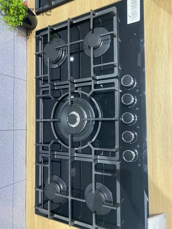 Beko built-in gas hob black 90cm 2