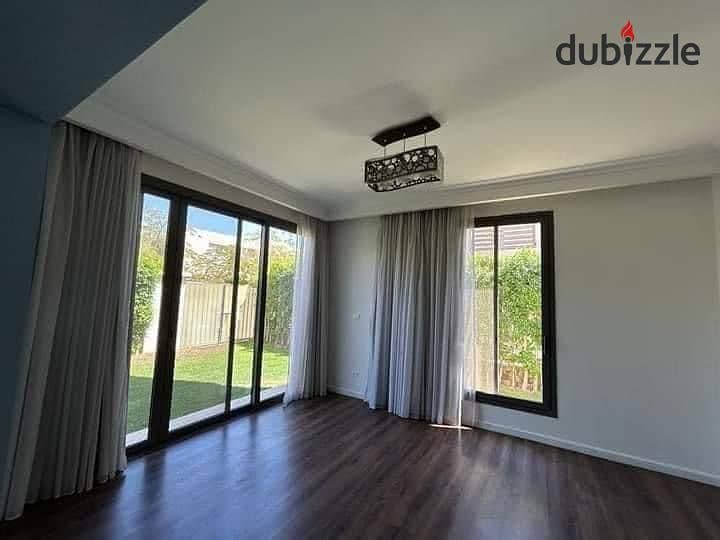 Townhouse Middle Classic, rear view garden, close to the clubhouse, land area 270 and buildings 243, electricity, air conditioning and cameras 0