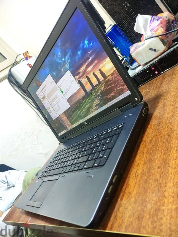 HP Zbook 17 G2 Workstation 0