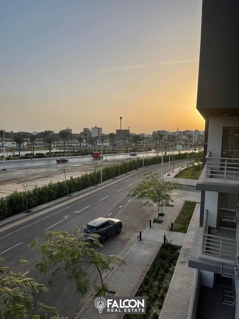 3 master bedroom apartment in Sheikh Zayed with the lowest down payment, close to delivery next to SODIC and Emaar, in partnership with the New Urban 0