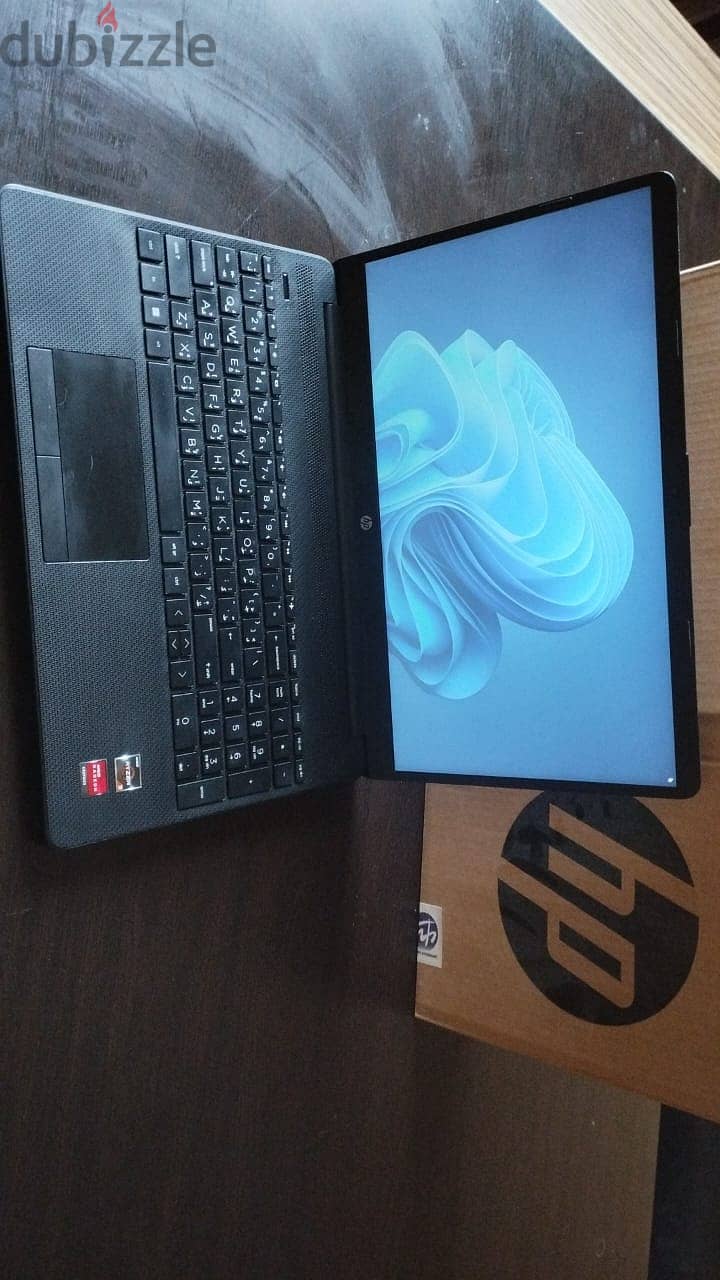 HP 15-Laptop , AMD Ryzen 3-3250U , 16 GB DDR4 , AMD Radeon Graphics 2